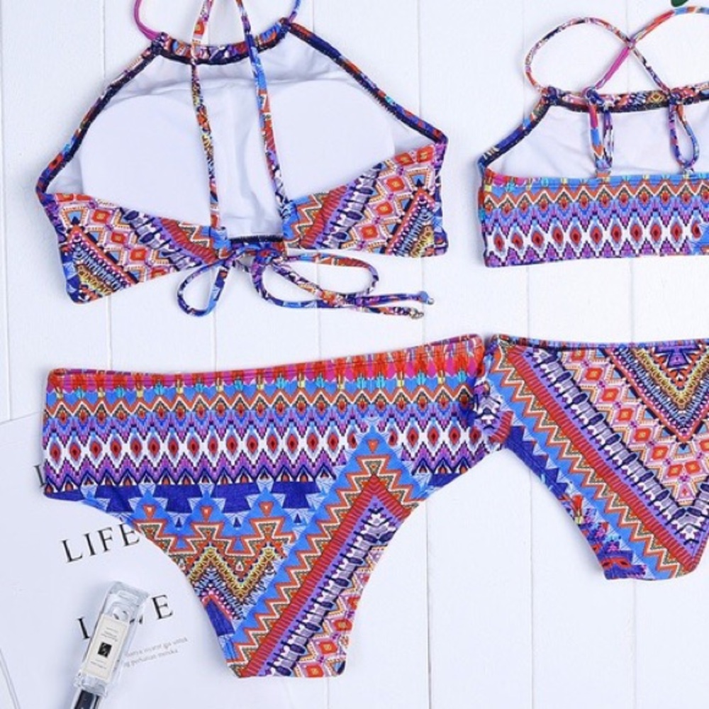 Last One - Medium NWT Boho Print Two Piece - Picture 2 of 3
